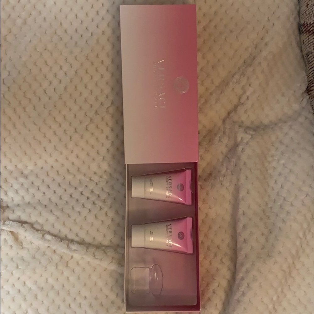 Versace Bright Crystal. New.